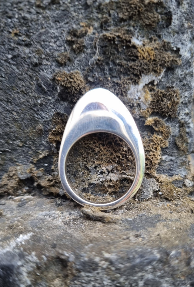 Large Oval Stacking Ring