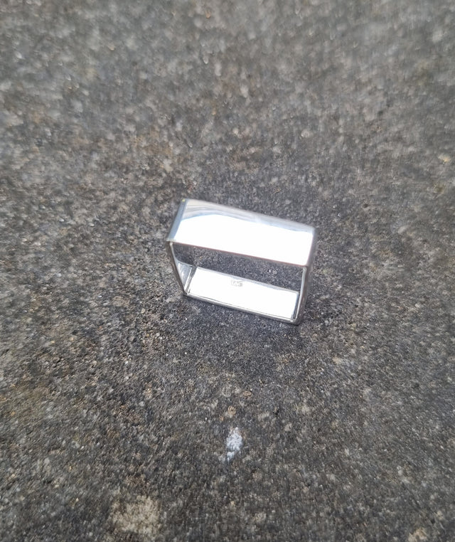 Hip to be Square ring