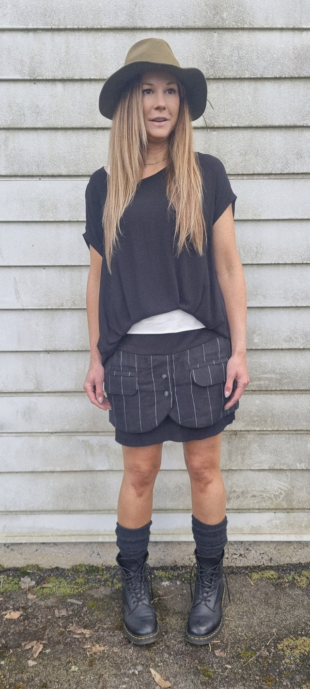 Suit Yourself Skirt