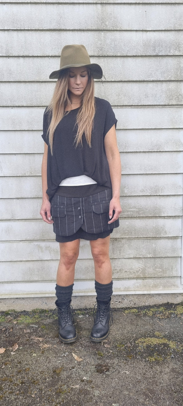 Suit Yourself Skirt