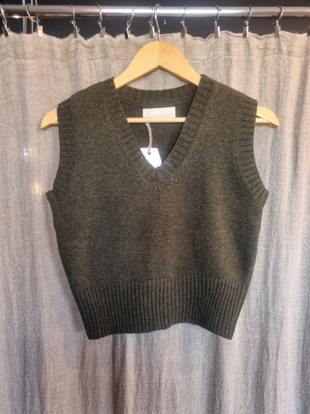 Best Foot Forward Vest