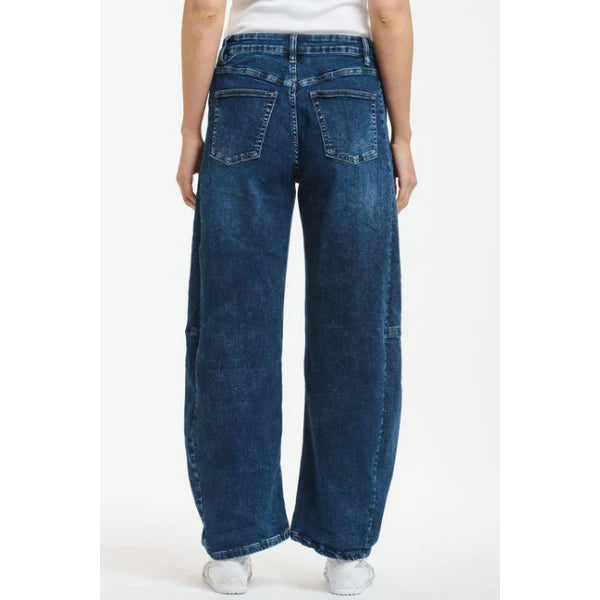 Idaho Barrel Leg Jean