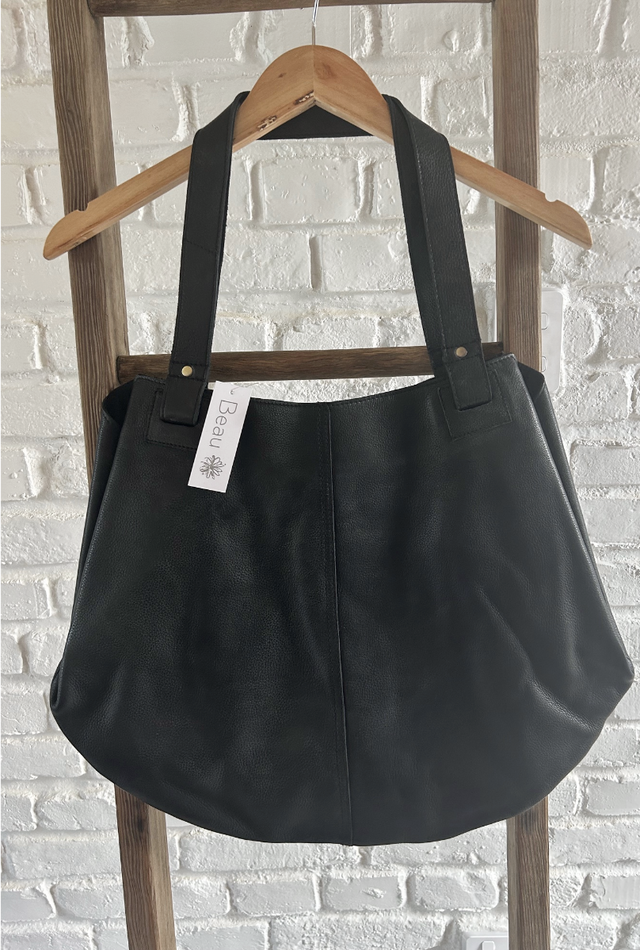 Britt Oversized Leather bag