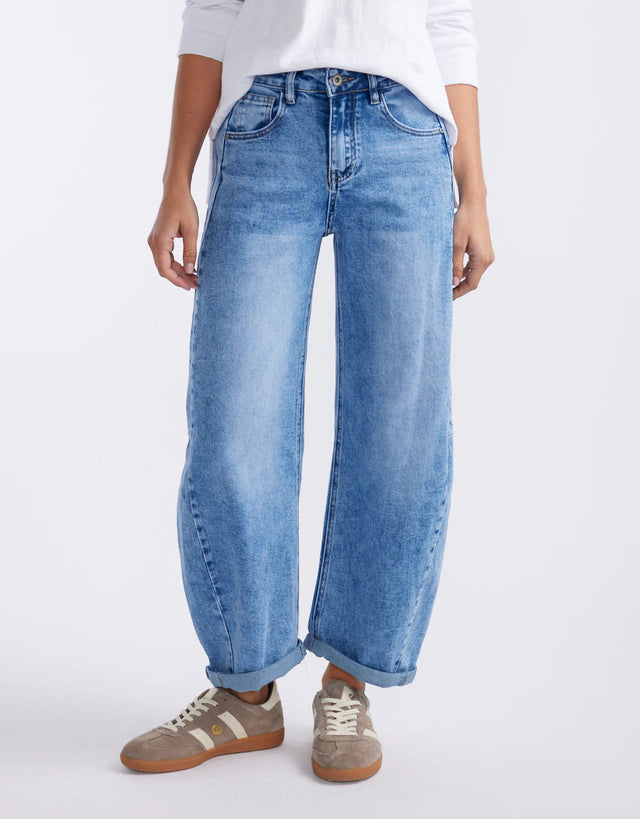 Idaho Barrel Leg Jean