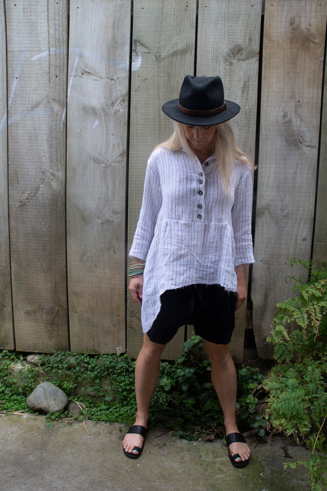 Honest John 'Lead Me Astray' Linen Shirt