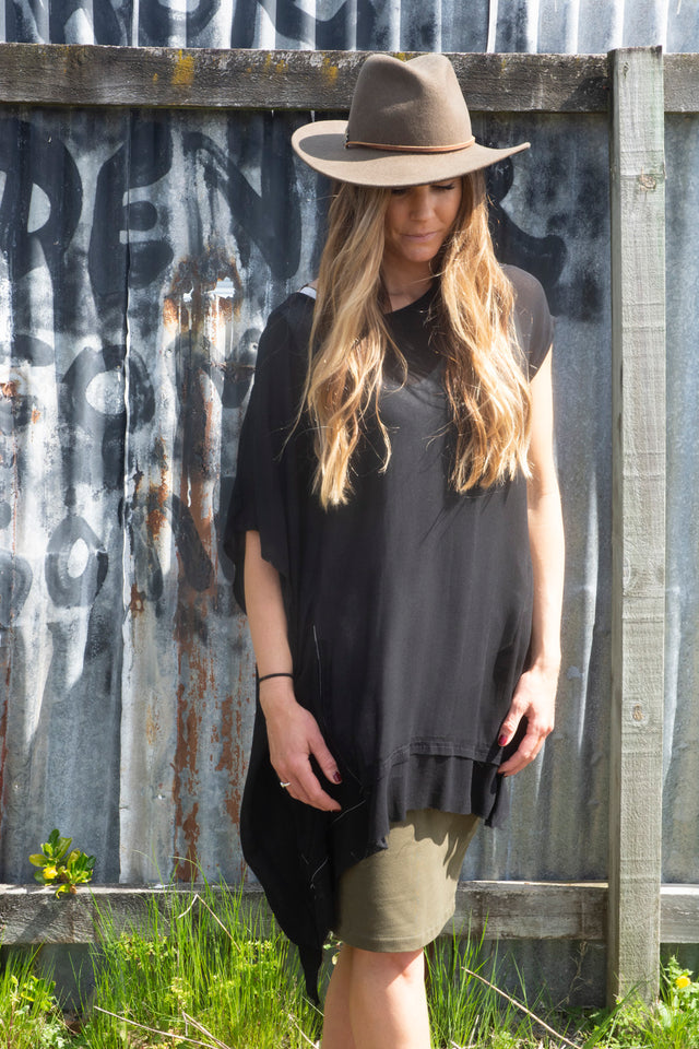 Honest John 'Dig Deep' Tunic