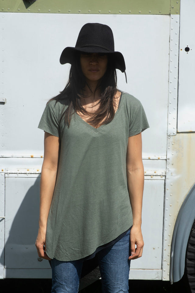 Honest John 'Smooth Operator' Tee