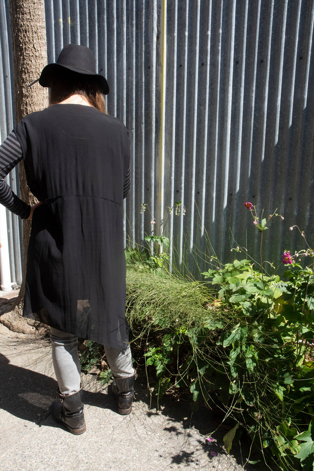 ‘Middle of the Road’ Tunic