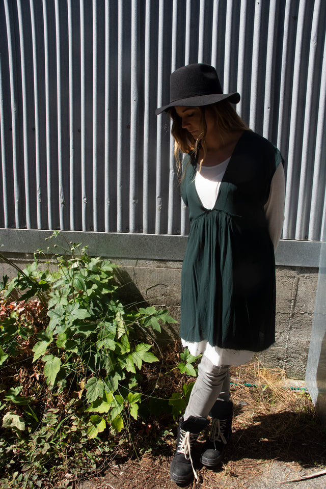 ‘Middle of the Road’ Tunic