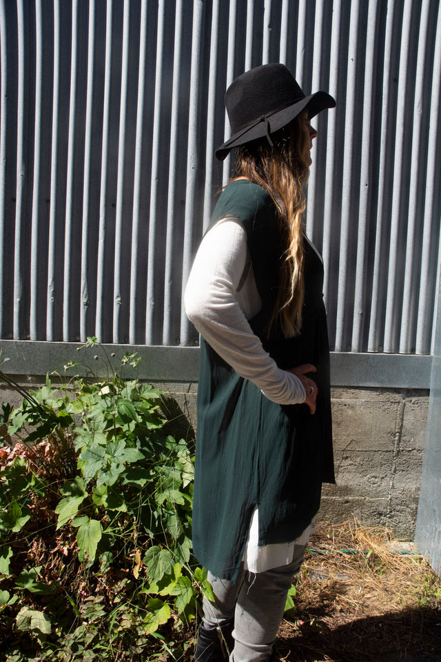 ‘Middle of the Road’ Tunic