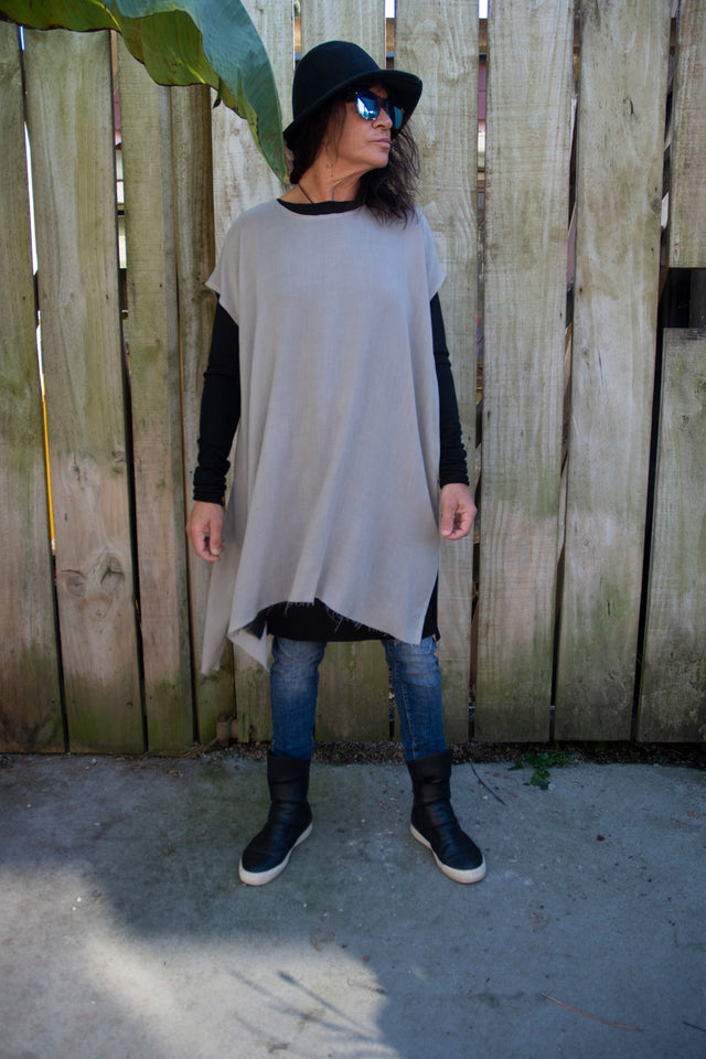Honest John's 'I've Come Undone' Tunic