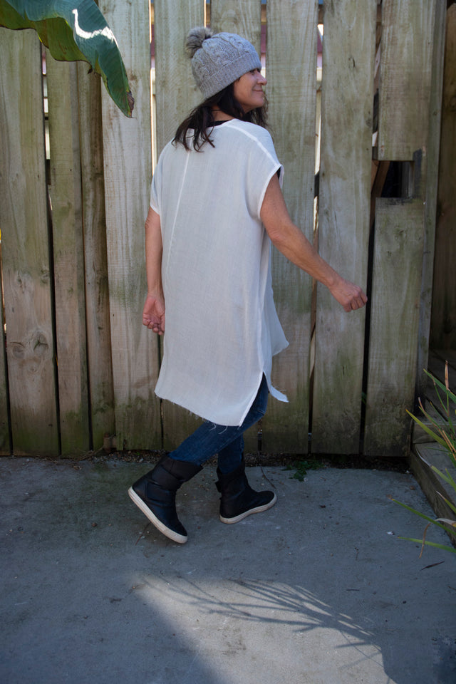Honest John's 'I've Come Undone' Tunic