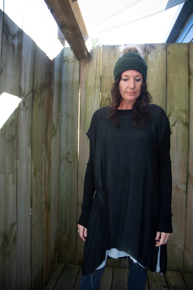 Honest John's 'I've Come Undone' Tunic